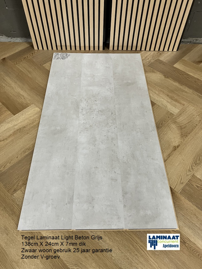 Tegel laminaat Light Beton Grijs Zonder V-groev €9,95p/m2 - Afbeelding 7