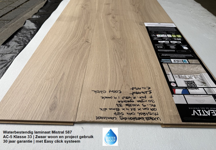 Waterbestendig laminaat Mistral Oak 587 €14,95p/m2 - Afbeelding 3