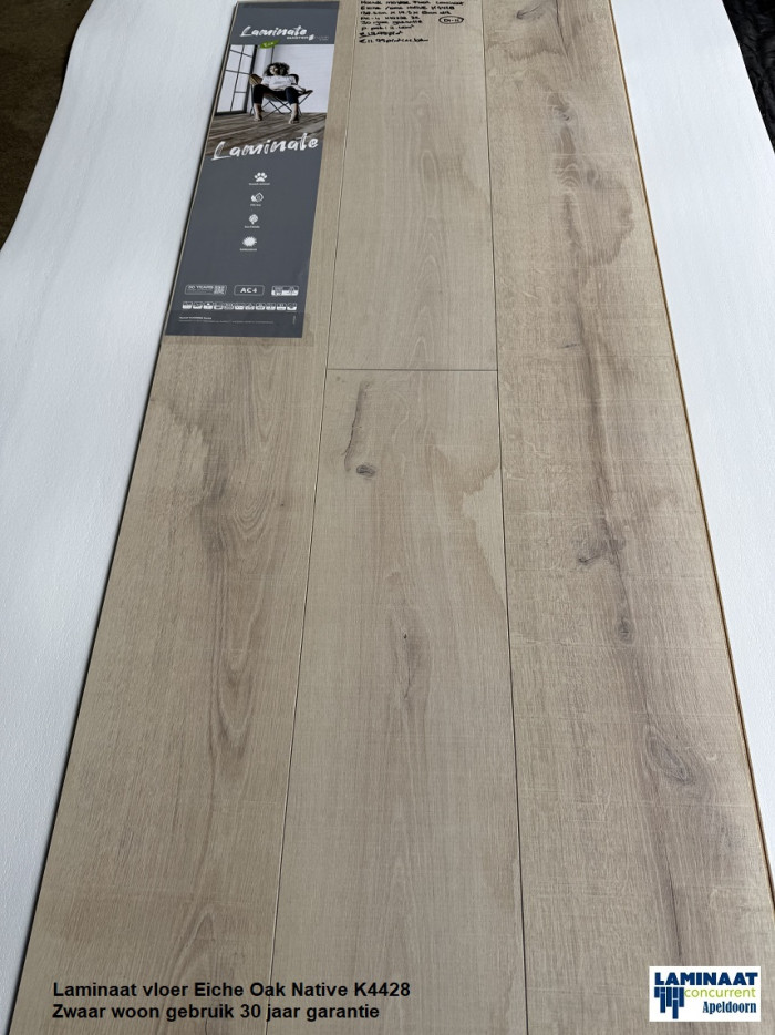 Laminaat Eiche / Oak Native Maple plank 8mm €11,95m2 - Afbeelding 3