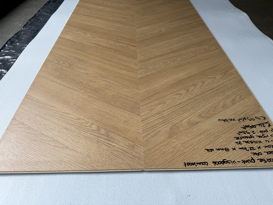 50,60m2 Visgraat Hongaarse Punt Laminaat Oak Natuur Eiken 20pak : €695 - Afbeelding 3