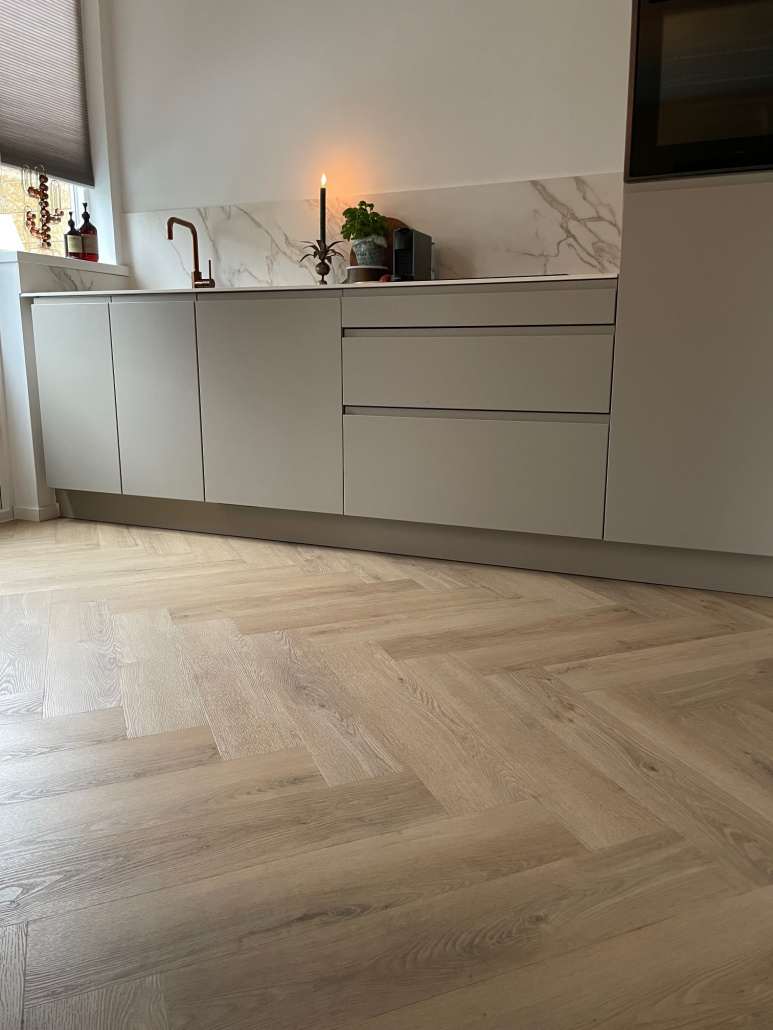 Visgraat XL Plak Pvc Knoke Natuur eik €24,95p/m2 - Afbeelding 2