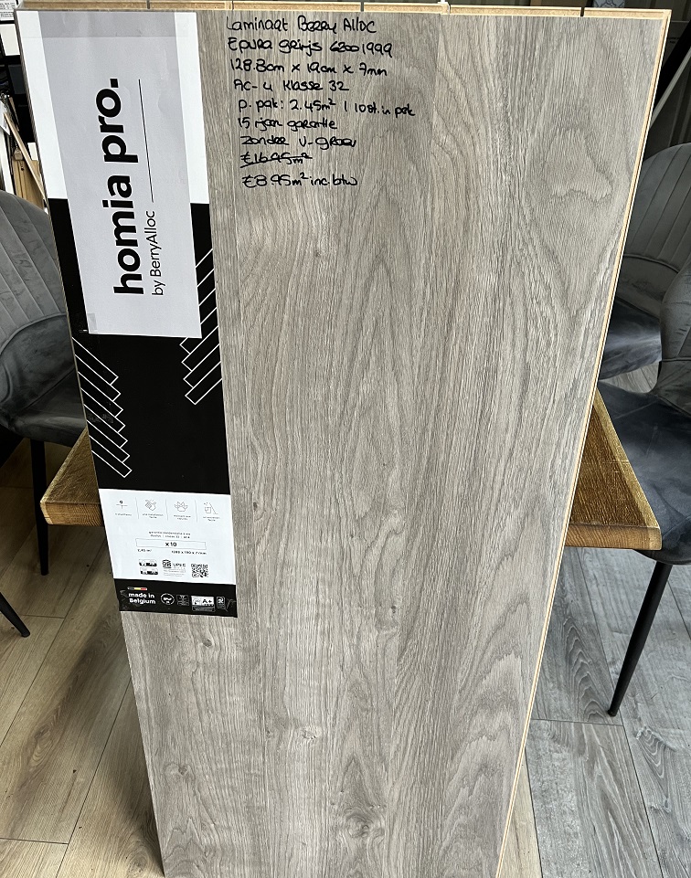 51m2 Laminaat Epura Grijs 1999 7mm dik = €350 - Afbeelding 3